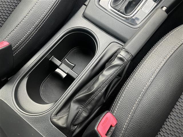 フォレスター 2.0XT アイサイト 純正メモリーナビ/フルセグTV/バックカメラ/ワンオーナー/アイサイト/ハーフレザーシート/前席パワーシート/前席シートヒーター/革巻きステアリング/パドルシフト/クルーズコントロール/ETC(13枚目)