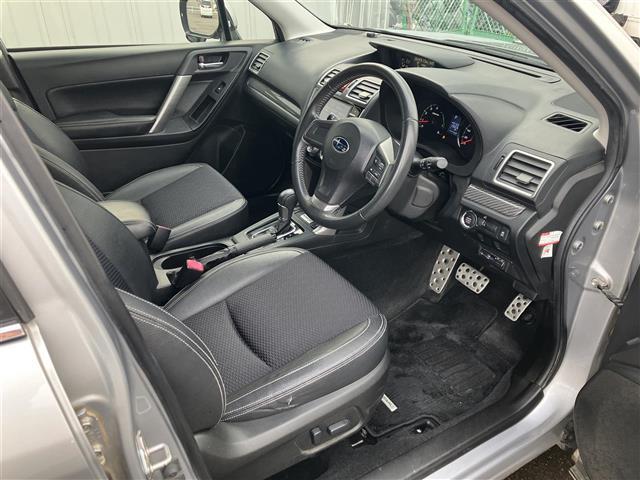 フォレスター 2.0XT アイサイト 純正メモリーナビ/フルセグTV/バックカメラ/ワンオーナー/アイサイト/ハーフレザーシート/前席パワーシート/前席シートヒーター/革巻きステアリング/パドルシフト/クルーズコントロール/ETC(20枚目)