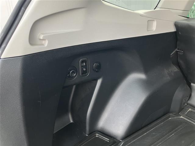 フォレスター 2.0XT アイサイト 純正メモリーナビ/フルセグTV/バックカメラ/ワンオーナー/アイサイト/ハーフレザーシート/前席パワーシート/前席シートヒーター/革巻きステアリング/パドルシフト/クルーズコントロール/ETC(21枚目)