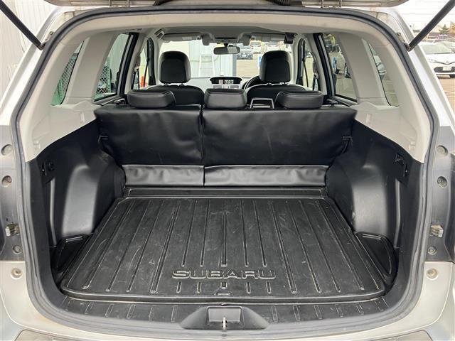 フォレスター 2.0XT アイサイト 純正メモリーナビ/フルセグTV/バックカメラ/ワンオーナー/アイサイト/ハーフレザーシート/前席パワーシート/前席シートヒーター/革巻きステアリング/パドルシフト/クルーズコントロール/ETC(30枚目)