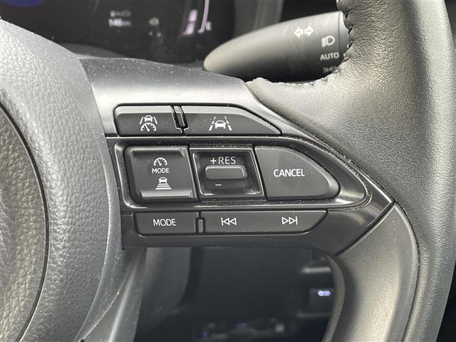 シエンタ ハイブリッドＺ　純正ナビ／フルセグＴＶ／寒冷地仕様／バックカメラ／シートヒーター／ハンドルウォーマー／パワースライドドア／レーダークルーズコントロール／ブラインドスポットモニター／レーンキープアシスト／ＥＴＣ（11枚目）