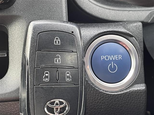 シエンタ ハイブリッドＺ　純正ナビ／フルセグＴＶ／寒冷地仕様／バックカメラ／シートヒーター／ハンドルウォーマー／パワースライドドア／レーダークルーズコントロール／ブラインドスポットモニター／レーンキープアシスト／ＥＴＣ（14枚目）