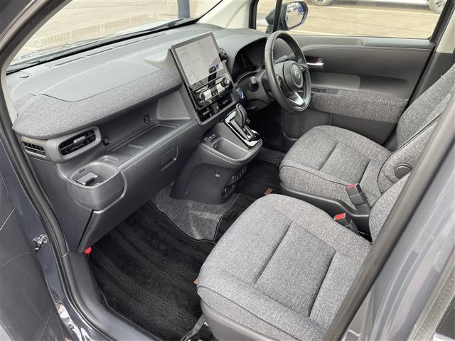 シエンタ ハイブリッドＺ　純正ナビ／フルセグＴＶ／寒冷地仕様／バックカメラ／シートヒーター／ハンドルウォーマー／パワースライドドア／レーダークルーズコントロール／ブラインドスポットモニター／レーンキープアシスト／ＥＴＣ（24枚目）