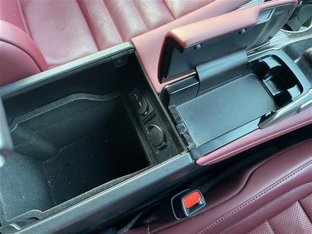 RX RX200t Fスポーツ 純正ナビ/フルセグTV/ドライブレコーダー/バックカメラ/シートヒーター/ベンチレーション/電動リアゲート/ブラインドスポットモニター/クルーズコントロール/ヘッドアップディスプレイ/コーナーセンサー(13枚目)