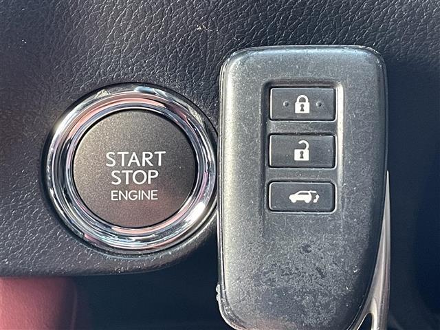 RX RX200t Fスポーツ 純正ナビ/フルセグTV/ドライブレコーダー/バックカメラ/シートヒーター/ベンチレーション/電動リアゲート/ブラインドスポットモニター/クルーズコントロール/ヘッドアップディスプレイ/コーナーセンサー(14枚目)