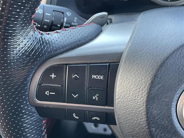 RX RX200t Fスポーツ 純正ナビ/フルセグTV/ドライブレコーダー/バックカメラ/シートヒーター/ベンチレーション/電動リアゲート/ブラインドスポットモニター/クルーズコントロール/ヘッドアップディスプレイ/コーナーセンサー(15枚目)