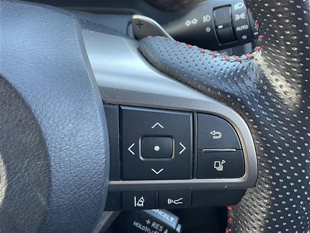 RX RX200t Fスポーツ 純正ナビ/フルセグTV/ドライブレコーダー/バックカメラ/シートヒーター/ベンチレーション/電動リアゲート/ブラインドスポットモニター/クルーズコントロール/ヘッドアップディスプレイ/コーナーセンサー(16枚目)