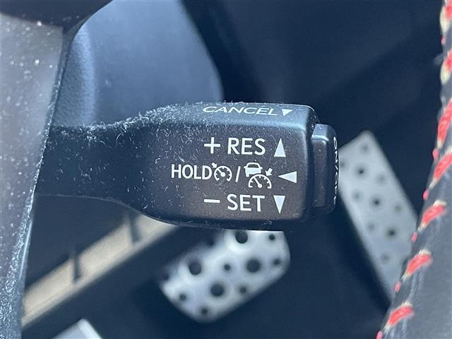 RX RX200t Fスポーツ 純正ナビ/フルセグTV/ドライブレコーダー/バックカメラ/シートヒーター/ベンチレーション/電動リアゲート/ブラインドスポットモニター/クルーズコントロール/ヘッドアップディスプレイ/コーナーセンサー(17枚目)