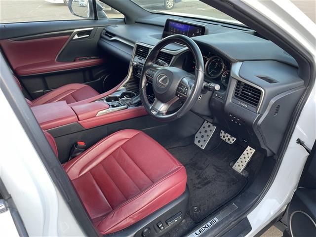 RX RX200t Fスポーツ 純正ナビ/フルセグTV/ドライブレコーダー/バックカメラ/シートヒーター/ベンチレーション/電動リアゲート/ブラインドスポットモニター/クルーズコントロール/ヘッドアップディスプレイ/コーナーセンサー(23枚目)