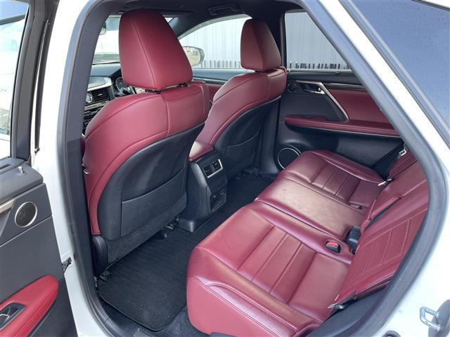 RX RX200t Fスポーツ 純正ナビ/フルセグTV/ドライブレコーダー/バックカメラ/シートヒーター/ベンチレーション/電動リアゲート/ブラインドスポットモニター/クルーズコントロール/ヘッドアップディスプレイ/コーナーセンサー(29枚目)