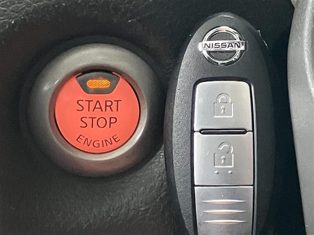 キューブ 15X FOUR Vセレクション 社外メモリーナビ/フルセグTV/純正エンジンスターター/ガラスルーフ/切替4WD/ECO MODE/オートライト/フォグランプ/プッシュスタート/スマートキー/スペアキー(13枚目)