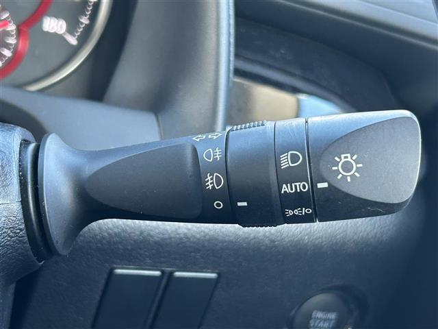 アルファード 2.5S Cパッケージ 純正ナビ/ドライブレコーダー/寒冷地仕様/ETC/デジタルインナーミラー/パワーバックドア/シートヒーター/ベンチレーション/クルーズコントロール/レーンキープアシスト/オートハイビーム(12枚目)