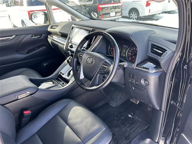 アルファード 2.5S Cパッケージ 純正ナビ/ドライブレコーダー/寒冷地仕様/ETC/デジタルインナーミラー/パワーバックドア/シートヒーター/ベンチレーション/クルーズコントロール/レーンキープアシスト/オートハイビーム(18枚目)