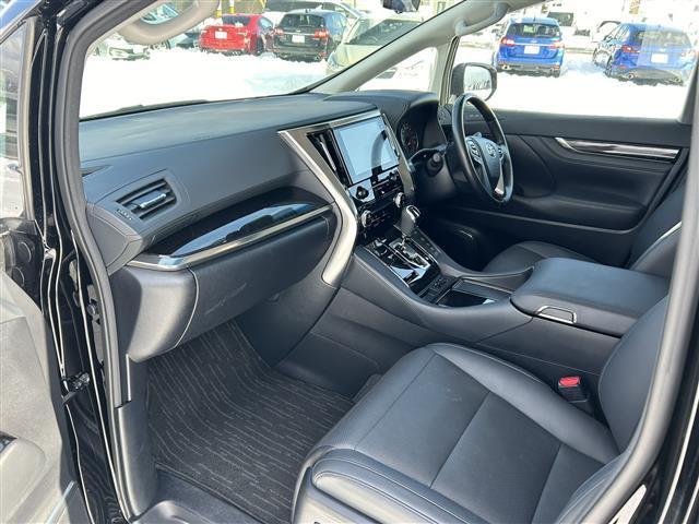 アルファード 2.5S Cパッケージ 純正ナビ/ドライブレコーダー/寒冷地仕様/ETC/デジタルインナーミラー/パワーバックドア/シートヒーター/ベンチレーション/クルーズコントロール/レーンキープアシスト/オートハイビーム(23枚目)