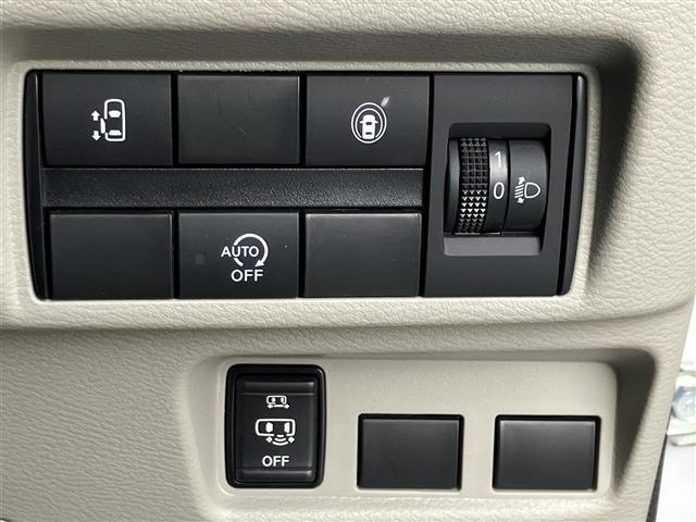 ルークス X 純正ナビ/フルセグTV/夏冬タイヤ/全方位カメラ/純正エンジンスターター/ドライブレコーダー前後/ETC/エマージェンシーブレーキ/車線逸脱警報/クリアランスソナー/オートマチックハイビーム(16枚目)