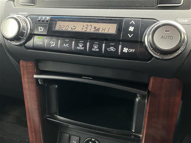 ランドクルーザープラド TX Lパッケージ 純正ナビ/フルセグTV/寒冷地仕様/バックカメラ/シートヒーター/ETC/パワーシート/コーナーセンサー/クルーズコントロール/オートライト/HIDヘッドライト/ステアリングスイッチ(8枚目)