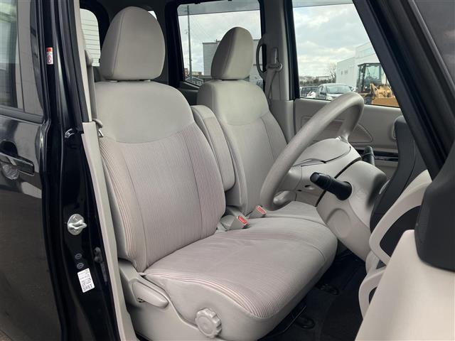 デイズルークス X Vセレクション+セーフティII 全周囲カメラ/エンジンスターター/衝突軽減ブレーキ/パワースライドドア/アイドリングストップ/電格ミラー/スマートキー/プッシュスタート/横滑り防止装置/ドアバイザー/純正フロアマット(25枚目)