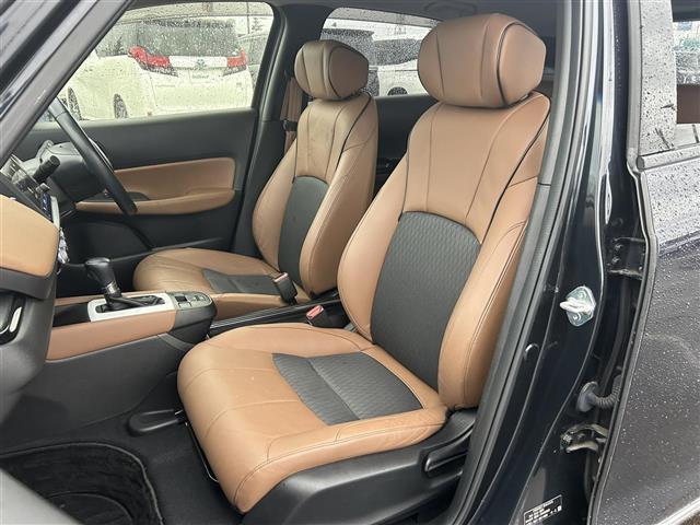 フィット ｅ：ＨＥＶリュクス　純正ナビ／フルセグＴＶ／ドライブレコーダー／バックカメラ／寒冷地仕様／シートヒーター／ハンドルウォーマー／コーナーセンサー／レーダークルーズコントロール／レーンキープアシスト／オートハイビーム／ＥＴＣ（30枚目）