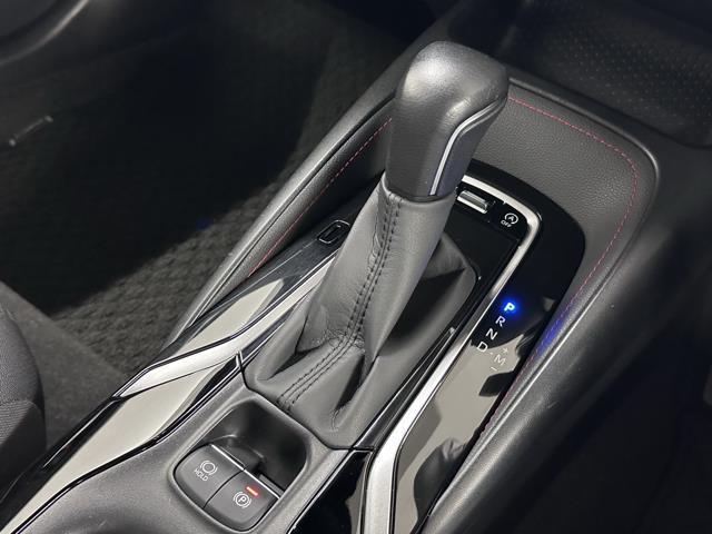 カローラスポーツ G Z インテリジェントクリアランスソナー エアコン Bカメ インテリキー 横滑り防止 クルーズC 盗難防止装置 LEDランプ ナビ付 ABS メモリーナビゲーション キーレスエントリー エアバッグ パワステ(10枚目)