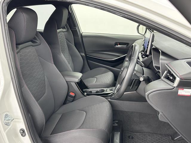 カローラスポーツ G Z インテリジェントクリアランスソナー エアコン Bカメ インテリキー 横滑り防止 クルーズC 盗難防止装置 LEDランプ ナビ付 ABS メモリーナビゲーション キーレスエントリー エアバッグ パワステ(16枚目)