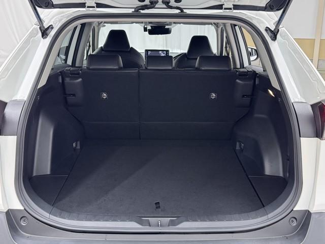 ＲＡＶ４ アドベンチャー　オフロードパッケージ　寒冷地　１００Ｖ電源　パワーウインドウ　ＡＡＣ　アルミホイール　記録簿付　キーフリー　ＬＥＤランプ　クルコン　スマートキ　ミュージックプレイヤー接続可　運転席パワーシート　横滑り防止装置　ＡＢＳ　ＰＳ（16枚目）