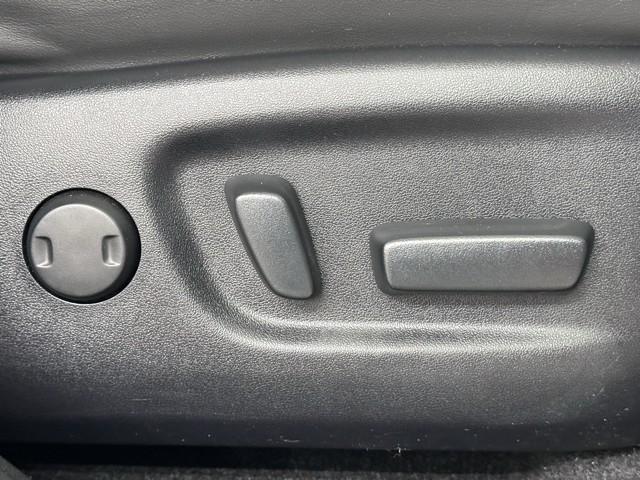 ハリアー エレガンス　ＰＣＳ　ワンオーナー　ＬＥＤライト　サイドエアバッグ　フルタイム４ＷＤ　オートエアコン　運転席パワーシート　横滑り防止装置　盗難防止システム　スマートキー　エアバッグ　パワーウインドウ　ＥＴＣ車載器（15枚目）