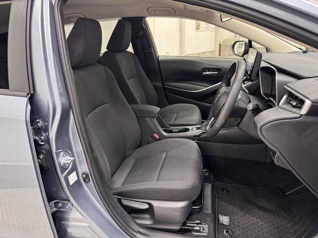 カローラツーリング ハイブリッド G-X プラス DVD再生 LEDヘッドライト ナビ&TV 横滑り防止装置 盗難防止システム Bカメラ オートクルーズ キーフリー フルセグTV メモリナビ 記録簿 オートエアコン ミュージックプレイヤー接続可(16枚目)