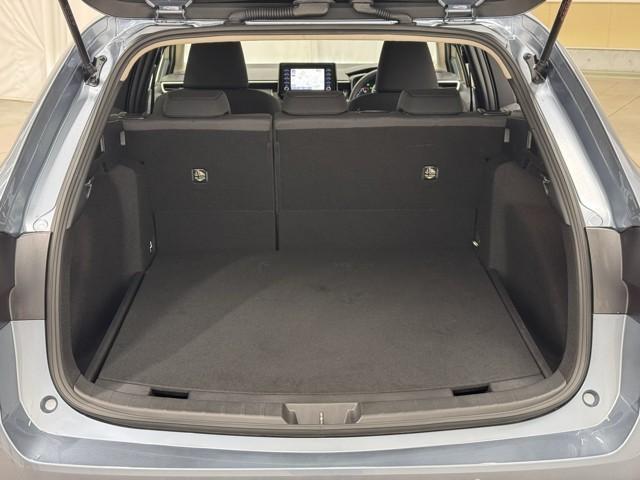 カローラツーリング ハイブリッド G-X プラス DVD再生 LEDヘッドライト ナビ&TV 横滑り防止装置 盗難防止システム Bカメラ オートクルーズ キーフリー フルセグTV メモリナビ 記録簿 オートエアコン ミュージックプレイヤー接続可(18枚目)