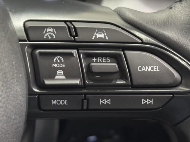 ヤリスクロス Ｇ　ＥＴＣ装備　リヤカメラ　点検記録簿　スマートエントリー　イモビライザー　オートエアコン　アルミホイール　キーレス　パワーウィンドウ　クルコン　ＡＢＳ　ドライブレコーダー　エアバッグ　パワーステアリング（12枚目）