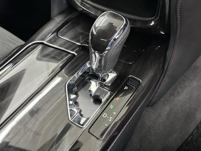 クラウンハイブリッド アスリート　エアバッグ　地デジＴＶ　横滑り防止　ＡＣ　ＤＶＤ再生　ＡＢＳ　キーフリー　スマートキー＆プッシュスタート　パワステ　オートクルーズ　ＥＴＣ付　ミュージックプレイヤー接続可　バックカメラ　メモリーナビ（11枚目）