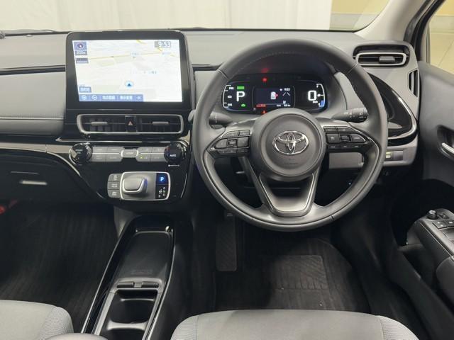 アクア G パノラミックモニター 衝突軽減ブレーキ メモリナビ アイドルストップ バックモニター LED クルーズコントロール スマートキー ETC車載器 AC100V ドライブレコーダー ナビ 整備記録簿(4枚目)