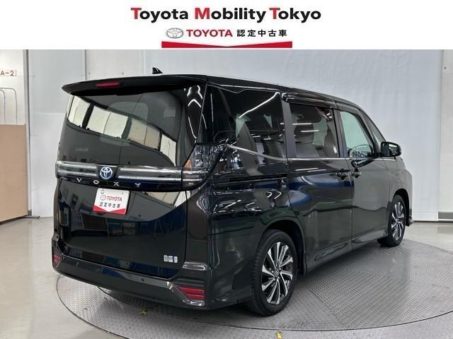 ヴォクシー ハイブリッドS-Z パワーウィンドウ テレビ DVD再生機能 インテリキー 横滑防止装置 地デジTV アクティブクルーズコントロール 1オナ フルオートエアコン リアカメラ エアバッグ ABS 100V充電 WAC PS(3枚目)