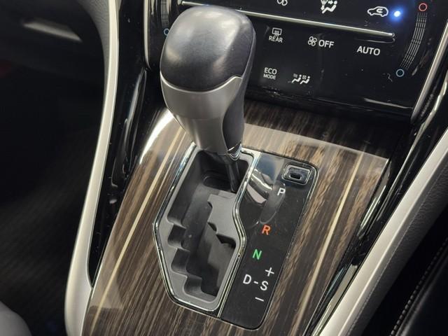 ハリアーハイブリッド エレガンス　フルセグテレビ　点検記録簿　サイドカーテンエアバック　イモビライザー　メモリナビ　ミュージックプレイヤー接続可　エアコン　Ｓキー　ＬＥＤヘッド　ＥＴＣ車載器　アルミ　ＡＢＳ　パワーウインドウ　キーレス（11枚目）