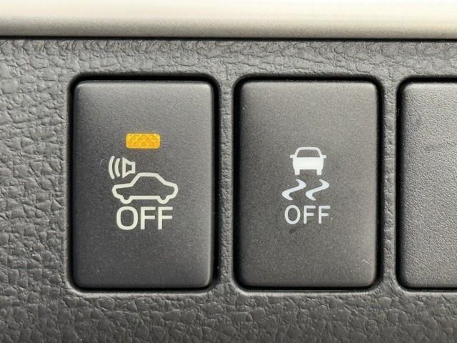 ハリアーハイブリッド エレガンス　フルセグテレビ　点検記録簿　サイドカーテンエアバック　イモビライザー　メモリナビ　ミュージックプレイヤー接続可　エアコン　Ｓキー　ＬＥＤヘッド　ＥＴＣ車載器　アルミ　ＡＢＳ　パワーウインドウ　キーレス（12枚目）