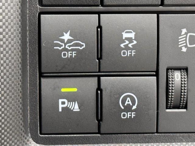 ライズ Ｇ　衝突回避支援ブレーキ機能　整備記録簿　ナビＴＶ　バックモニター　ＬＥＤヘッド　盗難防止　アルミホイール　キーレスエントリー　ＥＴＣ　スマートキー　横滑り防止装置　ＡＵＸ　オートエアコン　パワステ（11枚目）