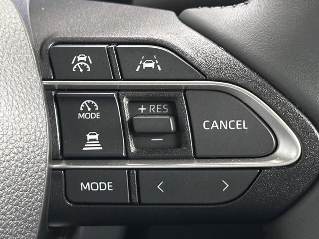 ヴォクシー ハイブリッドＳ－Ｚ　パワーウィンドウ　ＤＶＤ再生機能　インテリキー　横滑防止装置　地デジＴＶ　アクティブクルーズコントロール　フルオートエアコン　リアカメラ　エアバッグ　ＡＢＳ　１００Ｖ充電　ナビＴＶ　ＷＡＣ　キーレス（13枚目）