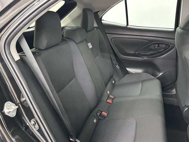 ヤリスクロス Ｇ　ＥＴＣ装備　リヤカメラ　点検記録簿　スマートエントリー　イモビライザー　オートエアコン　アルミホイール　キーレス　パワーウィンドウ　クルコン　ＡＢＳ　ドライブレコーダー　エアバッグ　パワーステアリング（17枚目）