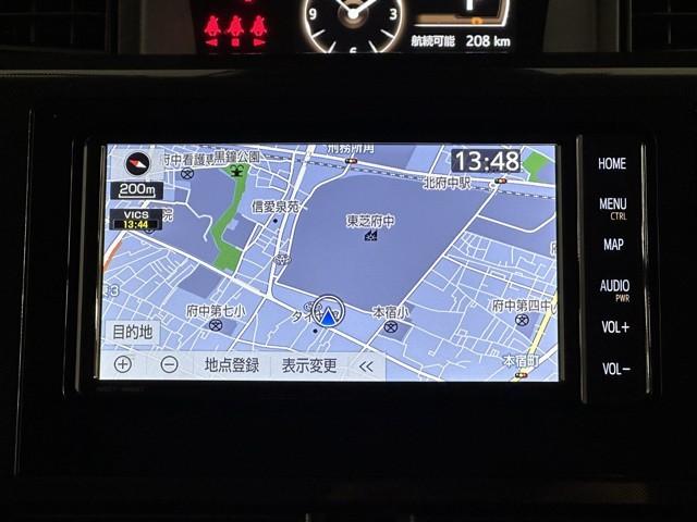 ナビゲーション付です。　ナビがあると便利、ラクラク何処でもいけます。　ナビが有るのと無いのとでは大きな違いですね。