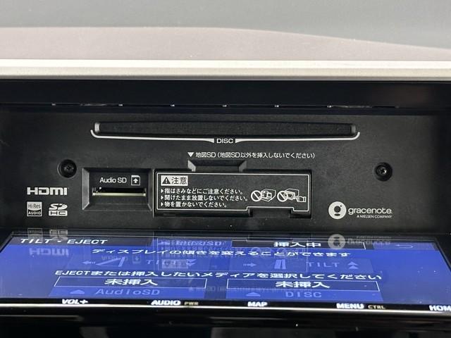 Ｃ－ＨＲ Ｇ　ハーフ革　ＴＳＳ　エアロ　アイドルストップ　ＤＶＤ再生可　定期点検記録簿　ＬＥＤヘッド　バックモニタ　イモビライザー　ナビ＆ＴＶ　ＥＴＣ付　キーフリーシステム　スマキー　横滑り防止機能　クルーズＣ（9枚目）