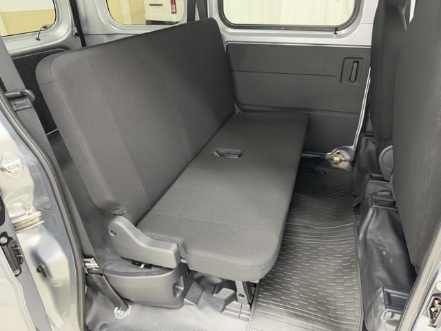 ピクシスバン デラックス 衝突軽減ブレーキ i-stop キーレスエントリー デュアルエアバック エアバッグ 横滑り防止装置 マニュアルエアコン パワーウインドウ パワーステアリング(13枚目)