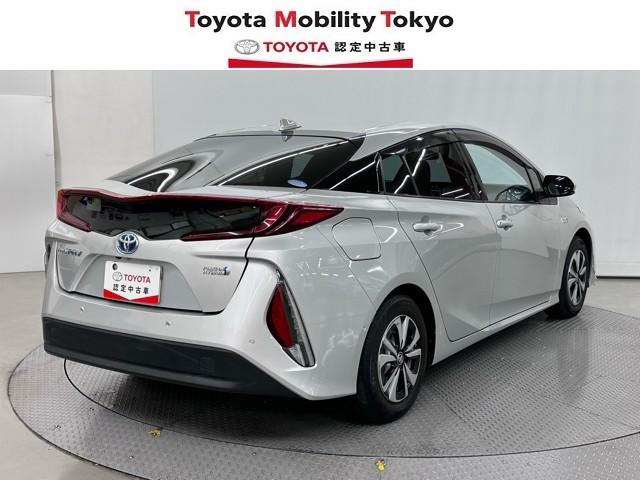 プリウスＰＨＶ Ｓセーフティプラス　アイドリングストップ　横滑り防止装置　クルーズコントロール　１オーナー　ナビＴＶ　地デジＴＶ　記録簿　キーフリー　スマートキー　ＤＶＤ　ＬＥＤライト　ミュージックプレイヤー接続可　ＥＴＣ車載器　イモビ（2枚目）