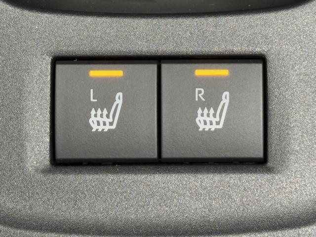 アクア Z パノラミックモニター LEDヘッドライト スマートキー 100V電源 イモビライザー アルミホイール オートクルーズコントロール 点検記録簿 フルセグTV ナビ&TV カーテンエアバッグ ETC(13枚目)