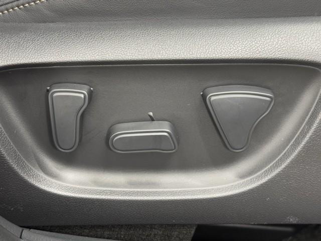 アクア Z パノラミックモニター LEDヘッドライト スマートキー 100V電源 イモビライザー アルミホイール オートクルーズコントロール 点検記録簿 フルセグTV ナビ&TV カーテンエアバッグ ETC(14枚目)