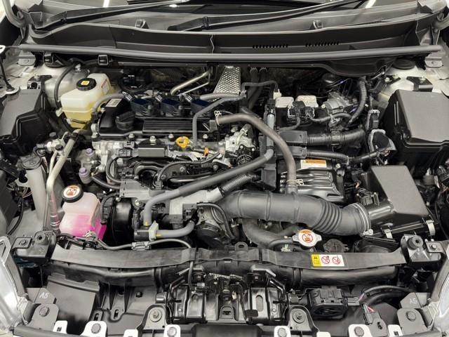 ヤリス ハイブリッドX サイドエアバッグ 盗難防止 ドラレコ VSC クルコン 4WD アイドリングストップ ETC スマートキー 寒冷地仕様 記録簿 ナビ オートエアコン ミュージックプレイヤー接続可 メモリーナビ ABS(20枚目)