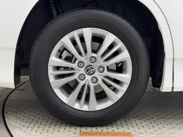 ノア ハイブリッドS-G 両電動ドア 衝突回避ブレーキ ダブルエアコン イモビ クルコン バックガイドモニター 横滑り防止装置 LEDヘッドライト ドライブレコーダー キーレス スマートキー 3列シート アイドリングストップ(18枚目)