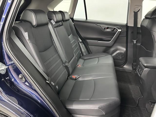 RAV4 ハイブリッドG 衝突被害軽減装置 ドライブレコーダ AC100V電源 ワンオーナ- バックモニター 整備記録簿 LEDヘッドライト スマキー 電動シ-ト AWD パワステ 横滑り防止装置 クルコン AAC ナビ AW(18枚目)
