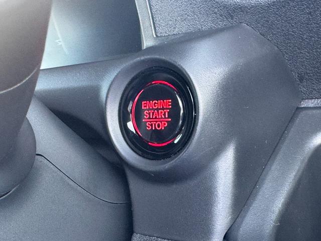 N-BOXカスタム ターボコーディネートスタイル オートクルーズ フルセグ対応 W電動ドア シートヒータ LED ESC リアカメラ ETC 整備記録簿 ソナー ベンチシート アイドリングストップ エアコン ドラレコ USB 両側電動ドア Rカメラ(21枚目)