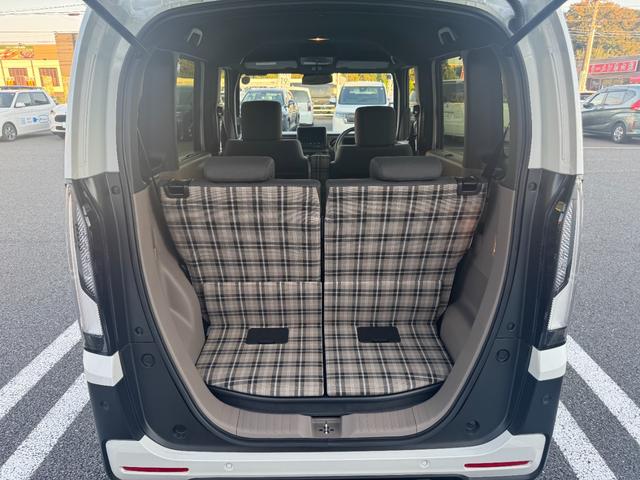 N-BOXジョイ ベースグレード 踏み間違い防止装置 Bカメラ 横滑り防止機能 LEDランプ 点検記録簿 クルーズコントロール パワーウィンドウ 前席シートヒーター スマートキー フルセグTV 両側電動ドア キーレス(8枚目)