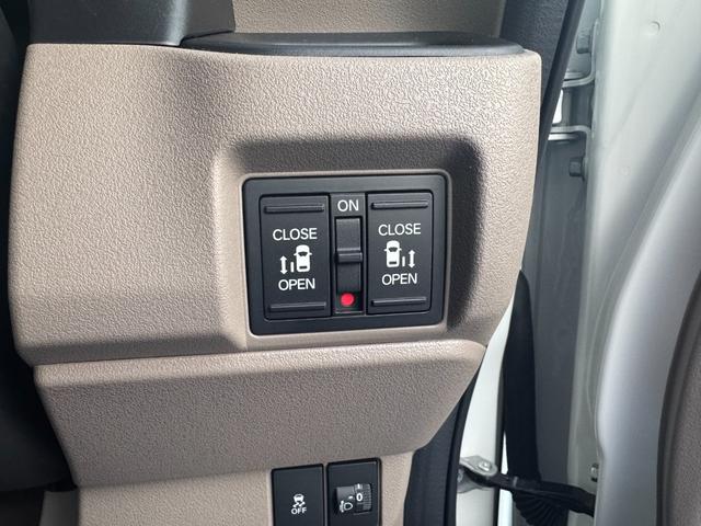 N-BOXジョイ ベースグレード 踏み間違い防止装置 Bカメラ 横滑り防止機能 LEDランプ 点検記録簿 クルーズコントロール パワーウィンドウ 前席シートヒーター スマートキー フルセグTV 両側電動ドア キーレス(16枚目)