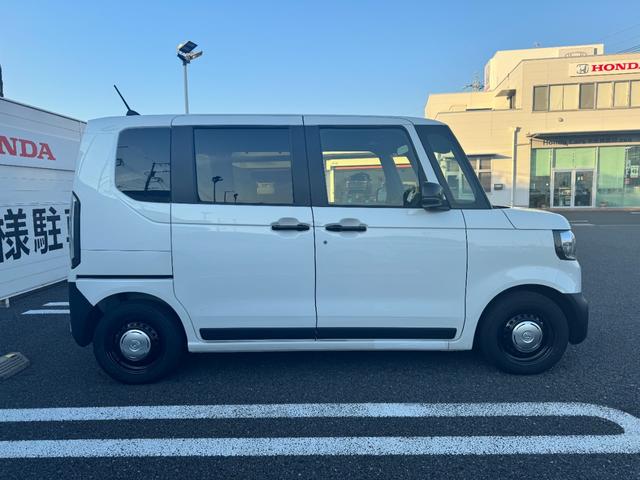 N-BOXジョイ ベースグレード 踏み間違い防止装置 Bカメラ 横滑り防止機能 LEDランプ 点検記録簿 クルーズコントロール パワーウィンドウ 前席シートヒーター スマートキー フルセグTV 両側電動ドア キーレス(25枚目)